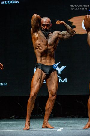 CLASSIC PHYSIQUE НОВИЧКИ